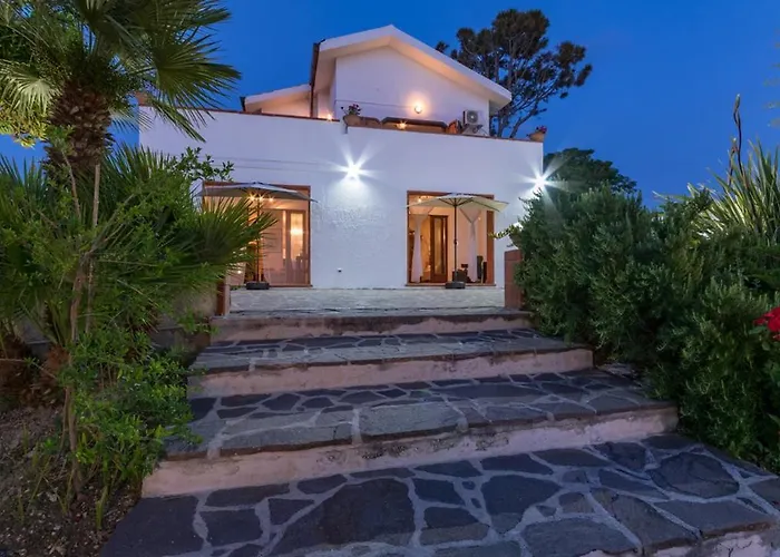 Ripari Di Giobbe 6&2, Emma * Ortona