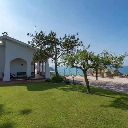 Ripari Di Giobbe 6&2, Emma *