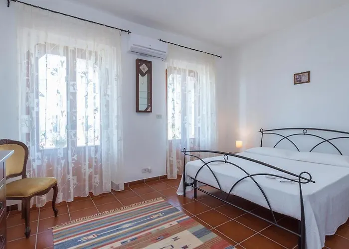 Villa Ripari Di Giobbe 6&2, Emma