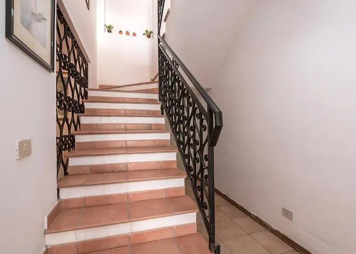 Villa Ripari Di Giobbe 6&2, Emma Ortona