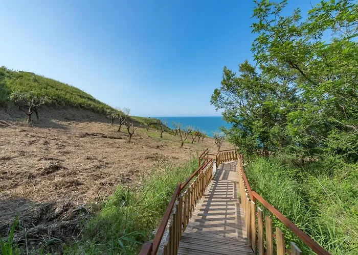 Вилла Ripari Di Giobbe 6&2, Emma Ортона