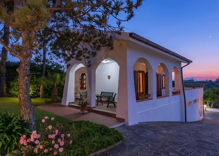 Ripari Di Giobbe 6&2, Emma Вилла